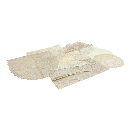 LOTES DE TAPETES DE ENCAJE ALENÇON DE LA PRIMERA MITAD S. XX