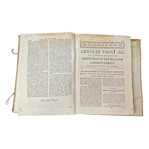 1786. IN QUATUOR LIBROS INSTITUTIONUM COMMENTARIUS ...