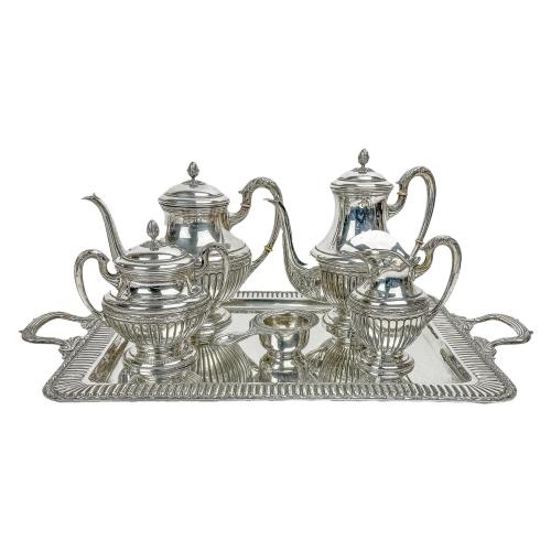 JUEGO DE CAFÉ CON BANDEJA DE PLATA DE MEDIADOS DE S. XX