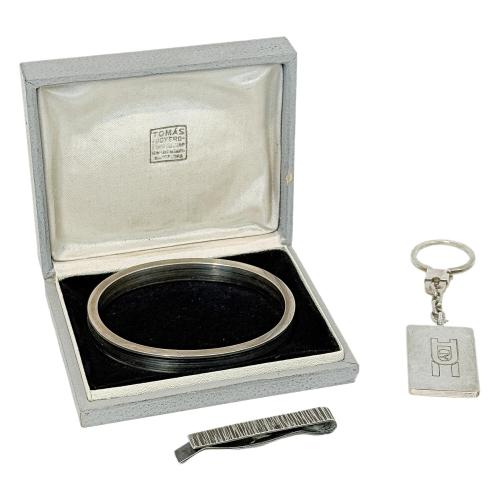 CONJUNTO DE PIEZAS DE PLATA DE MEDIADOS DE S. XX