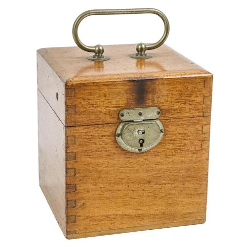APARATO MÉDICO ANTIGUO DE PRINCIPIOS DEL S.XX