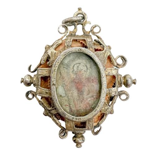 RELICARIO DE PLATA DEL SIGLO XVII