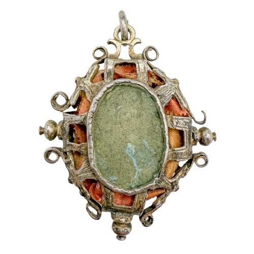 RELICARIO DE PLATA DEL SIGLO XVII
