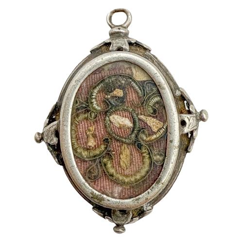 RELICARIO DE PLATA DEL SIGLO XVIII