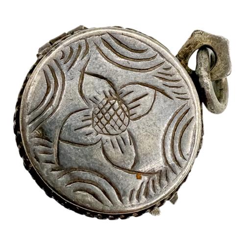 RELICARIO DE PLATA DEL SIGLO XVIII