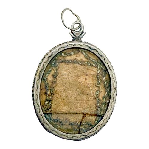 RELICARIO DE PLATA DEL SIGLO XVIII