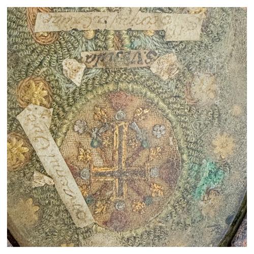 RELICARIO DE HIERRO FORJADO DEL SIGLO XVIII