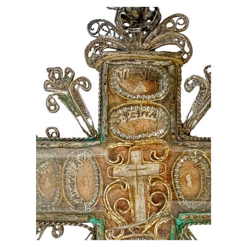 CRUZ RELICARIO DE PLATA DEL SIGLO XVIII
