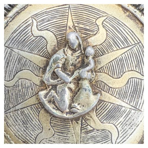 MEDALLÓN PATENA DE PLATA ESPAÑOLA DEL SIGLO XVII