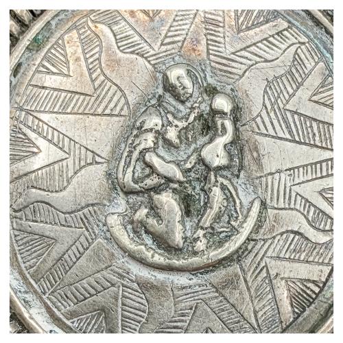 MEDALLÓN PATENA DE PLATA ESPAÑOLA DEL SIGLO XVII