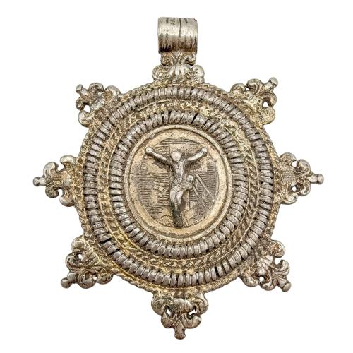 MEDALLÓN PATENA DE PLATA ESPAÑOLA DEL SIGLO XVII