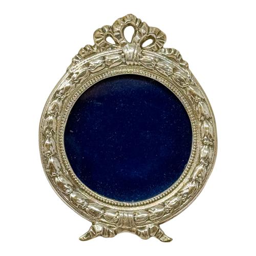 PEQUEÑO MARQUITO EN PLATA DEL ÚLTIMO CUARTO DE S. XX
