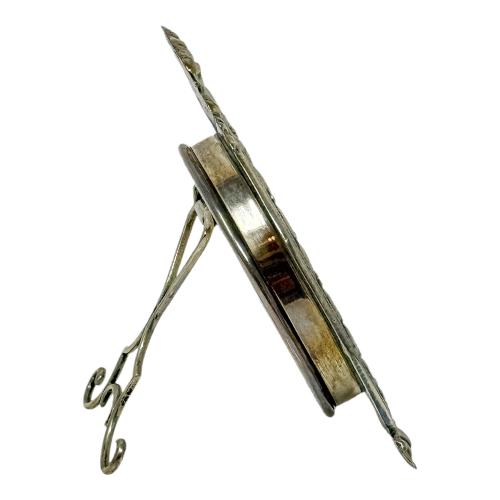 PEQUEÑO MARQUITO EN PLATA DEL ÚLTIMO CUARTO DE S. XX