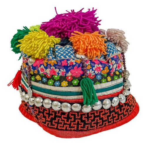 COLECCIÓN DE 18 SOMBREROS FOLKLORE