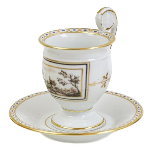COLECCIÓN DE CUATRO TAZAS EN PORCELANA MEDIADOS S. XX