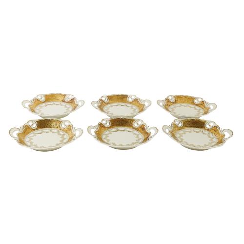 SEIS PLATOS DE APERITIVO DE PORCELANA  DE MEDIADOS S. XX