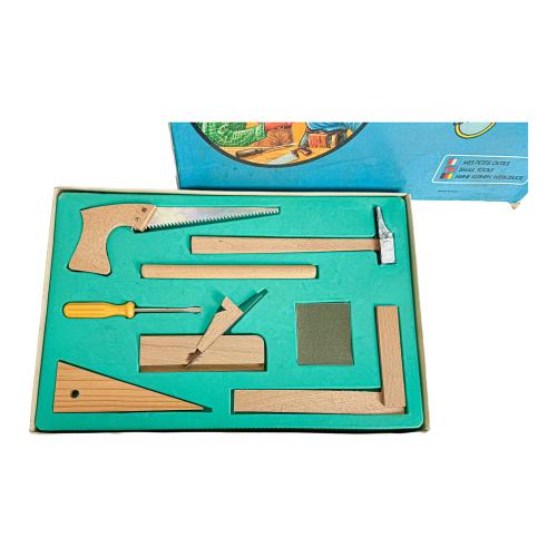 JUEGO DE HERRAMIENTAS Y JUEGO DE LABORATO SEGUNDA MITAD S.XX