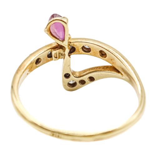 ANILLO CON BRILLANTES Y RUBÍES