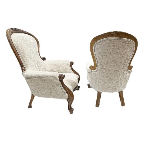 PAREJA DE BUTACAS DE ESTILO VICTORIANO       