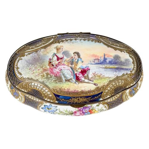 CAJITA DE PORCELANA ALEMANA DE FINALES S. XIX