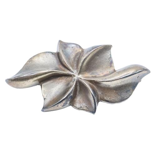 BROCHE CON ESTUCHE DE LOS AÑOS 40