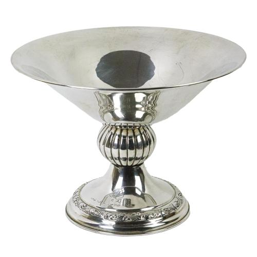 CENTRO EN PLATA DE FINALES DE SIGLO XX
