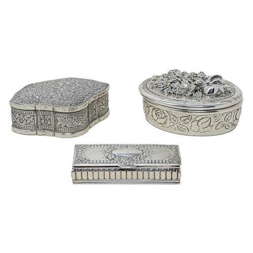 TRES CAJITAS EN PLATA DE MEDIADOS DE SIGLO XX
