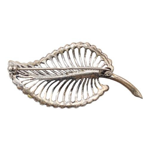 BROCHE HOJA CON AMATISTAS Y MARQUESITAS