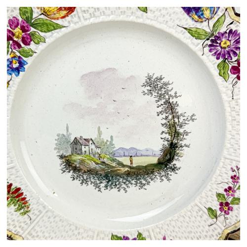 CINCO PLATOS EN PORCELANA FRANCESA E INGLESA  S. XIX-XX