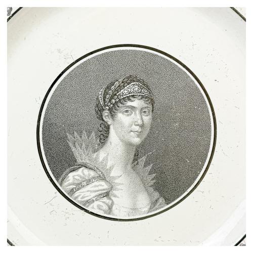 CINCO PLATOS EN PORCELANA FRANCESA E INGLESA  S. XIX-XX