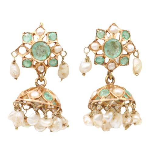 PENDIENTES DE ESTILO ANTIGUO