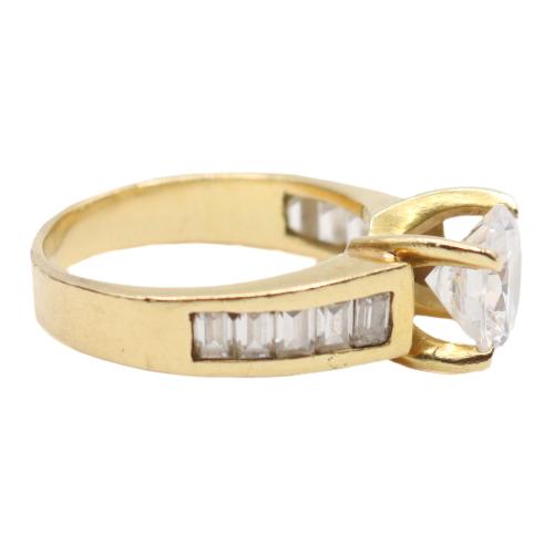 ANILLO SOLITARIO CON CIRCONITAS