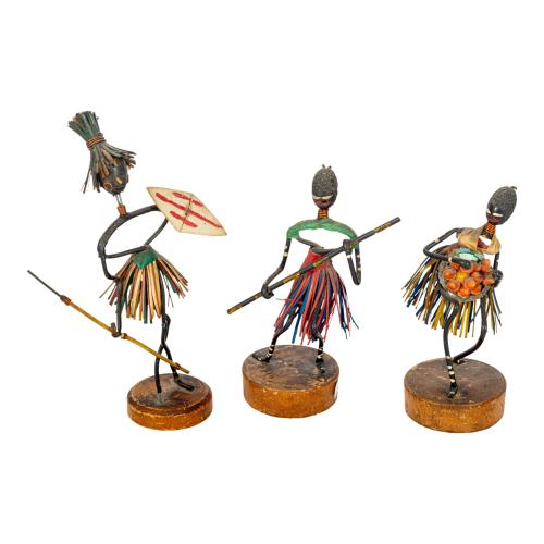 TRES FIGURAS DE LOS AÑOS 60 