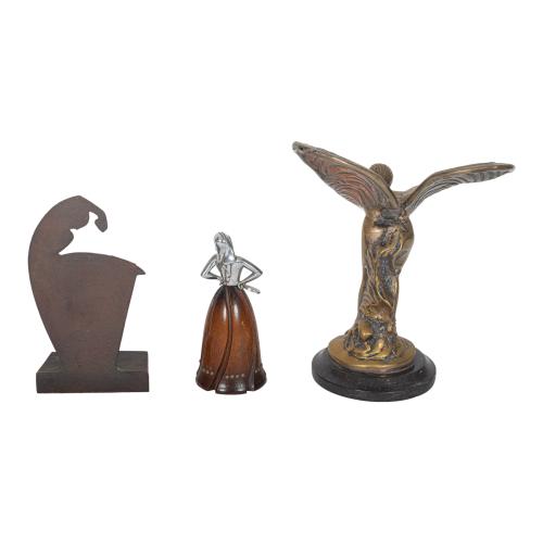 TRES FIGURAS ART DECÓ DE LA PRIMERA MITAD DEL S.XX.