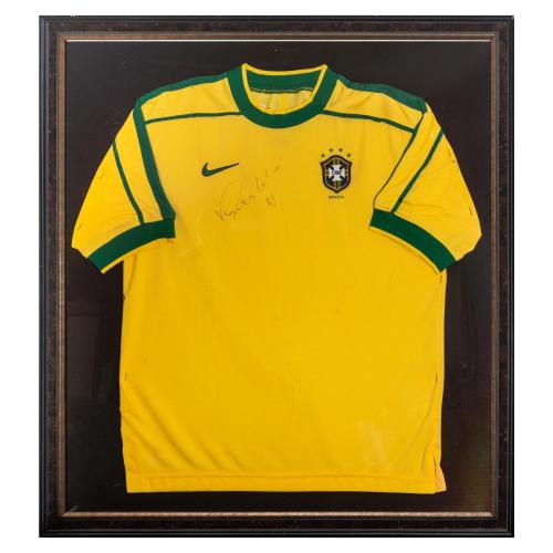 AUTÓGRAFO DE RONALDO NAZÁRIO EN CAMISETA SELECCIÓN DE BRASIL