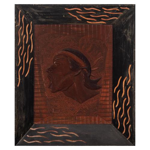 PLAFÓN DE MADERA TALLADO CON RELIEVE DE MEDIADOS S. XX