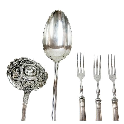 CONJUNTO DE CUBIERTOS DE SERVIR DE PRINCIPIOS DEL S.XX