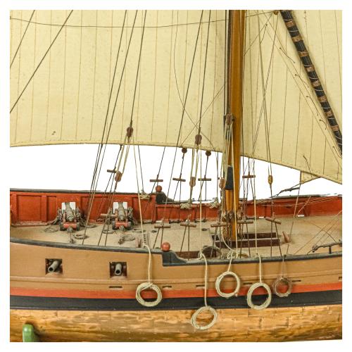 MAQUETA DE JABEQUE DE MEDIADOS DEL  S.XX