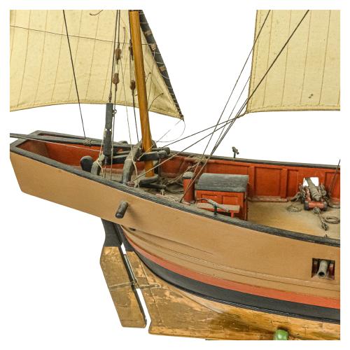 MAQUETA DE JABEQUE DE MEDIADOS DEL  S.XX