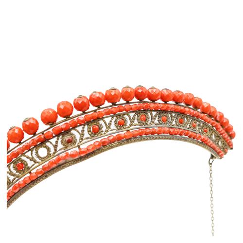 TIARA CON CORAL DEL S.XIX