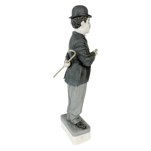 FIGURA EN PORCELANA DE ALGORA DEL ÚLTIMO CUARTO DEL S.XX