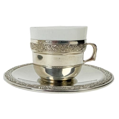JUEGO DE DOCE TAZAS CON PLATO DE MEDIADOS DE S. XX