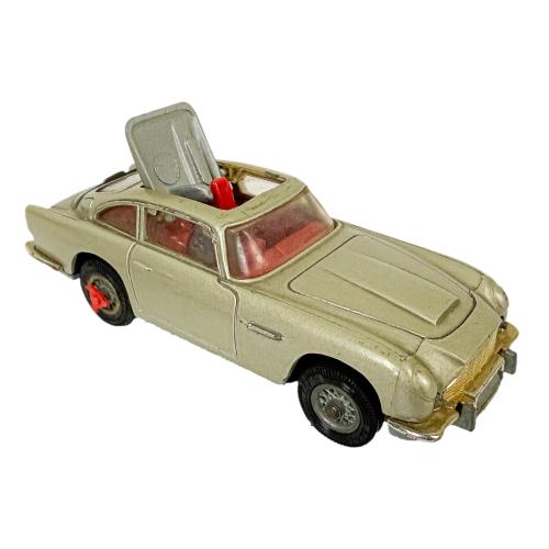 DOS COCHES COGI TOYS 007