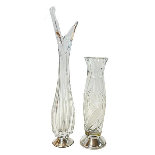 DOS JARRONES EN CRISTAL Y PLATA DE MEDIADOS DEL SIGLO XX