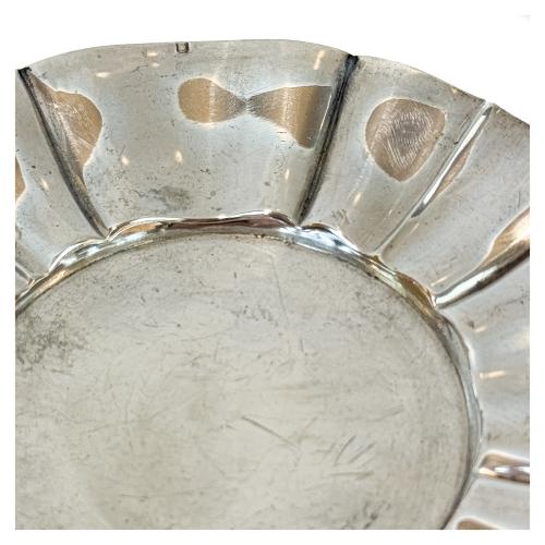 PLATO Y TAZA EN PLATA DE FINALES DEL SIGLO XIX