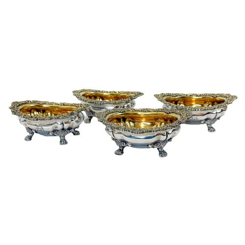 CUATRO SALSERAS DE PLATA INGLESA DE FINALES DEL SIGLO XIX
