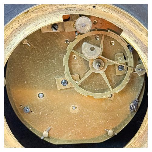 RELOJ FRANCÉS DE SOBREMESA DE PPS. DEL S.XIX