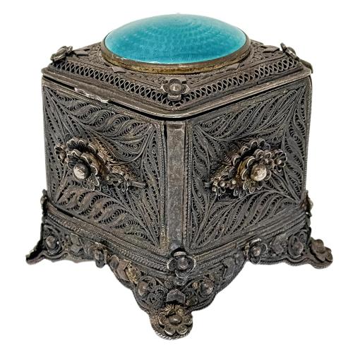CAJA JOYERO CON ESMALTE DE MEDIADOS S.XX