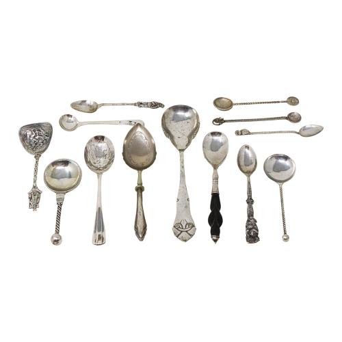 COLECCIÓN DE CUCHARAS DE PLATA