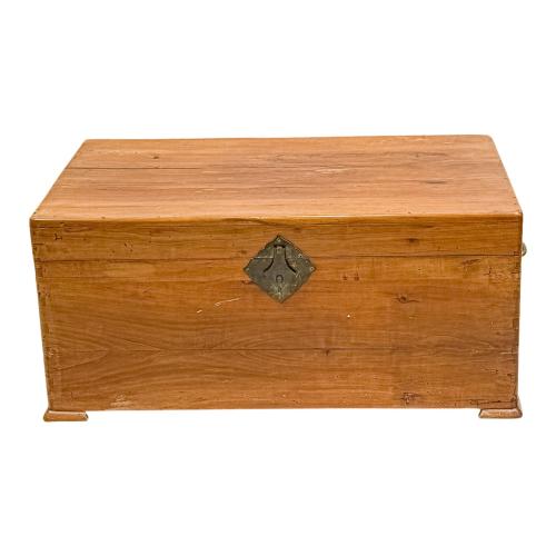 ARCÓN DE VIAJE DE FINALES DEL SIGLO XIX